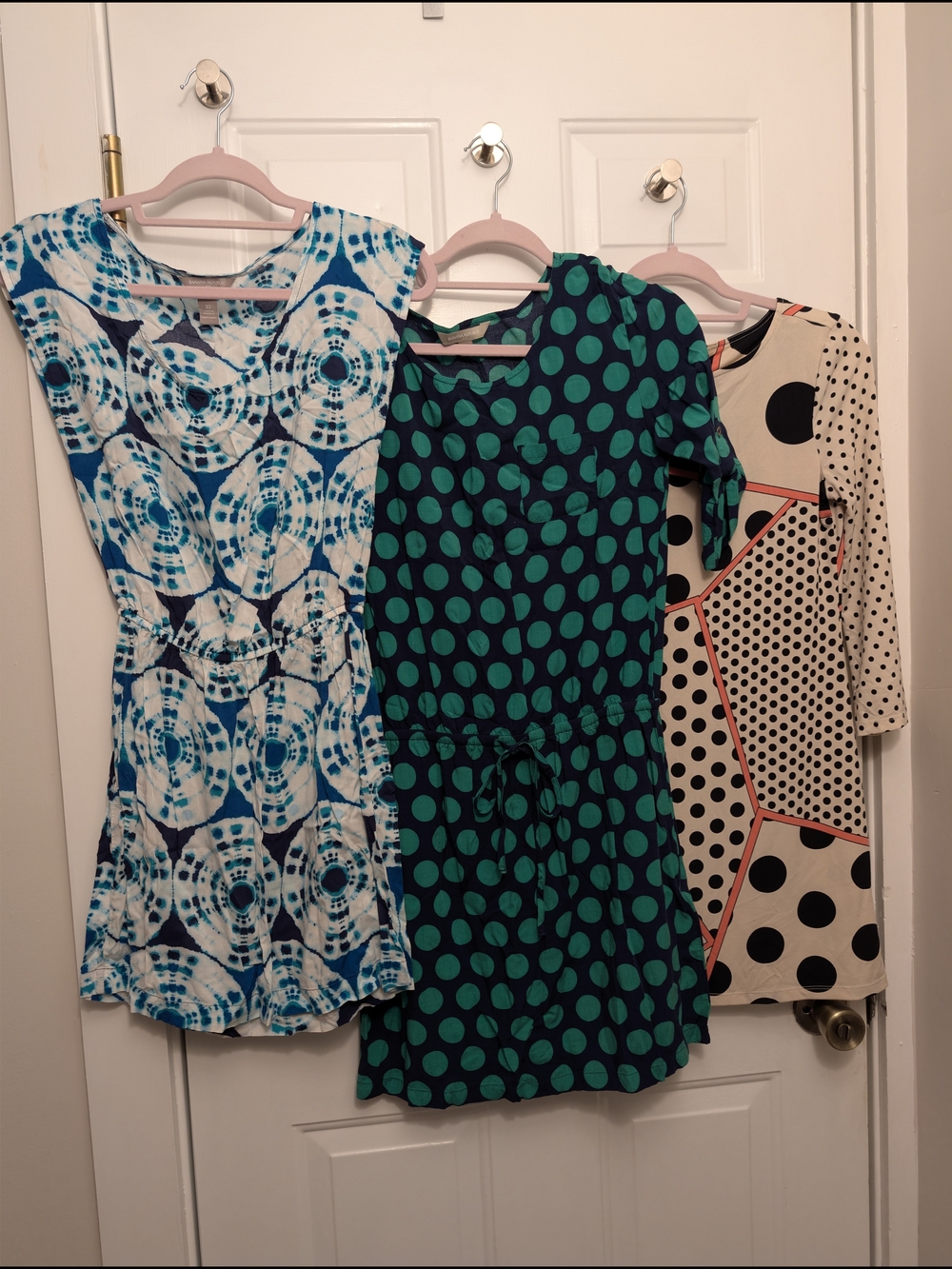 EUC Woman's Comfortable And Cute Dresses!